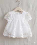 Abito battesimo bambina elegante in pizzo bianco