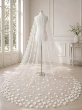 Velo da sposa esclusivo lunghezza cattedrale avorio con fiori 3D in tulle