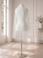 Velo da sposa corto con perle avorio in tulle GW-VL016