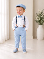 Completo battesimo bambino celeste con bretelle papillon e cappellino