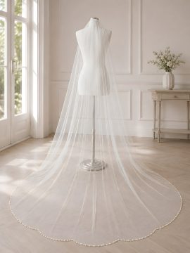 Velo da sposa romantico con profilo di perle e cristalli lungo 280 cm