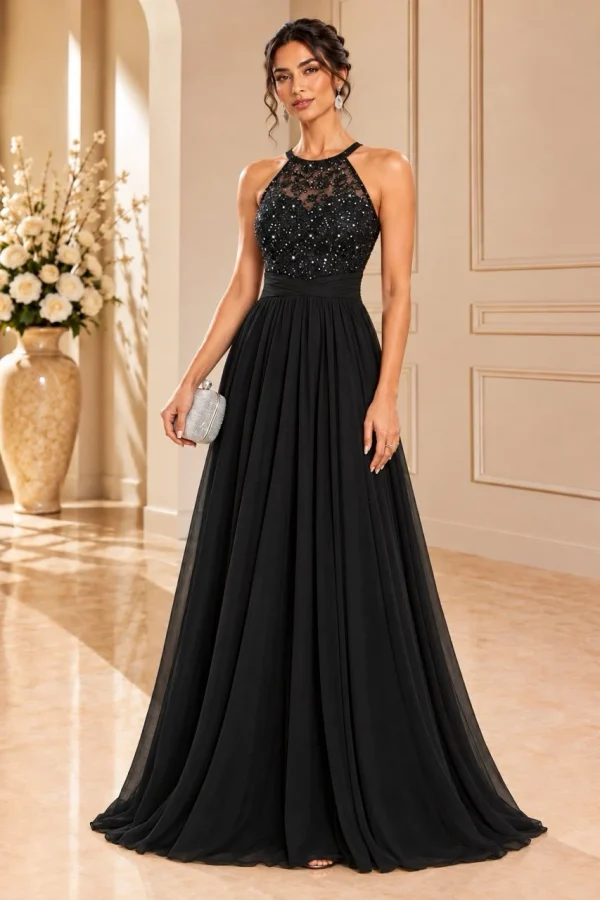 Abito nero con scollo all’americana e gonna lunga fluida