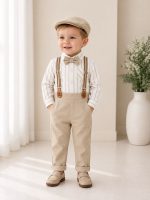 Completo battesimo bambino beige a righe con bretelle papillon e cappellino