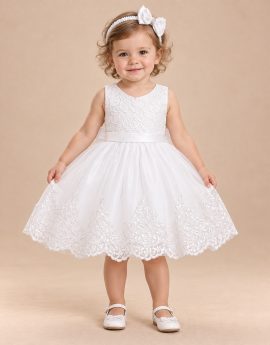 Abito battesimo bambina bianco con gonna ampia e bordo ricamato