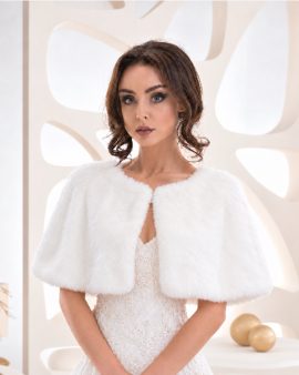 Mantella sposa avorio effetto pelliccia con misure 52 x 36 cm