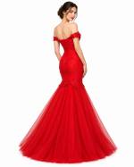 Retro abito da sposa rosso a sirena con allacciatura a corsetto e ampia gonna in tulle