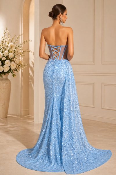 Abito lungo celeste elegante con spacco e paillettes