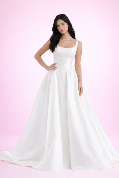 Abito da sposa principessa minimal in satin mikado con scollo quadrato vista frontale