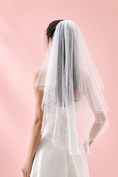 Velo da sposa con 40 cristalli a doppio strato elegante su abito da sposa