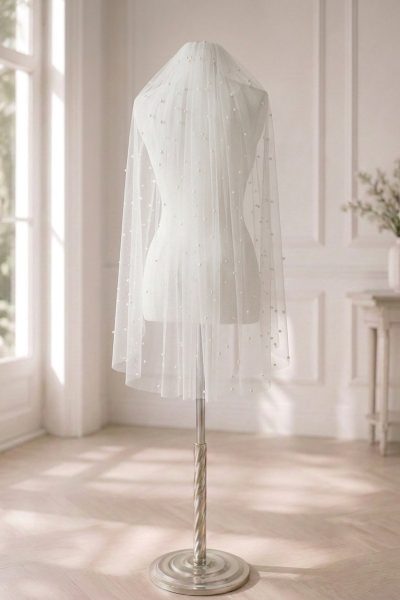 Velo da sposa corto in tulle avorio con perle GW-VL017