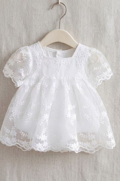 Abito battesimo bambina elegante in pizzo bianco