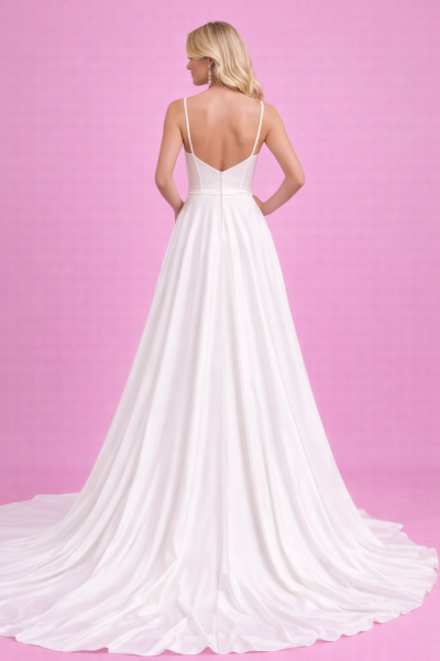 abito sposa scollo profondo elegante retro