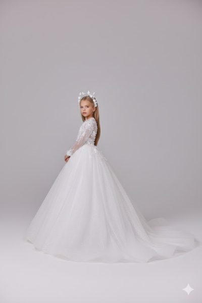 Abito di lusso per bambina con corpetto in pizzo 3D e ampia gonna in tulle scintillante. Perfetto per Prima Comunione e damigelle. Qualità sartoriale online.