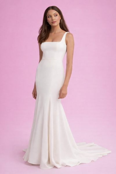 Abito da sposa sirena semplice minimal con spalline larghe e scollo quadrato