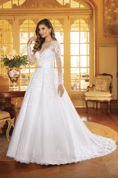 Abito da sposa A-line su misura in tulle e pizzo con maniche lunghe illusione e scollo a cuore